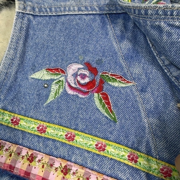 Bill Blass 90s Vintage Floral Embroidered Rhinestone Denim Jean Vest Size medium - Picture 3 of 10